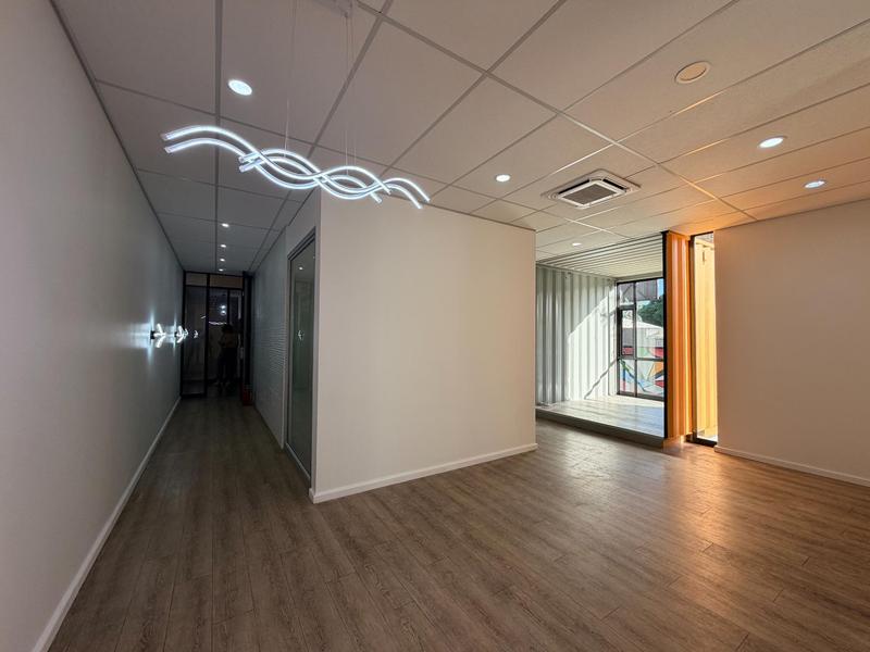 To Let Commercial Property for Rent in Walmer Eastern Cape